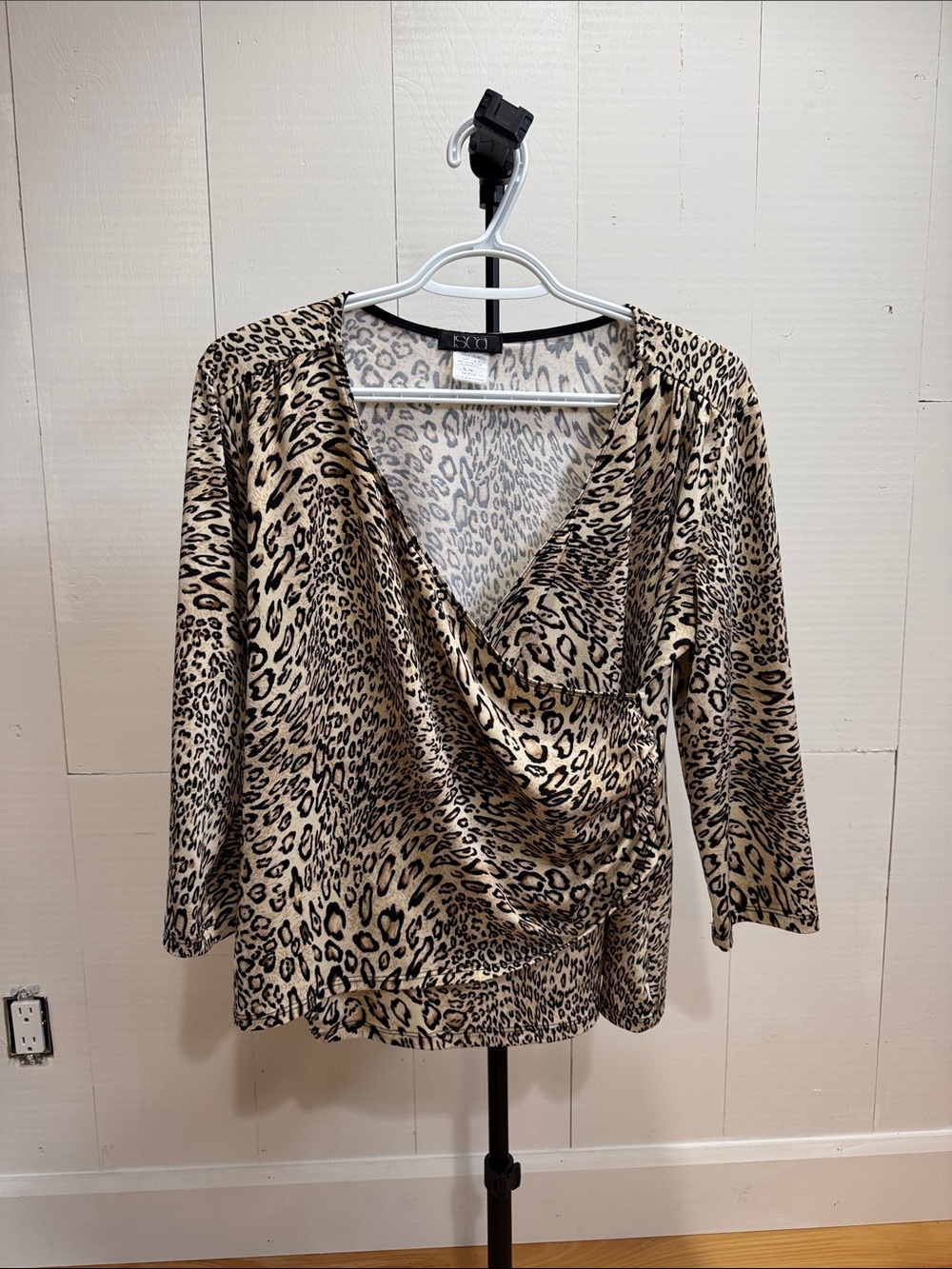 ISCA Leopard long sleeve shirt